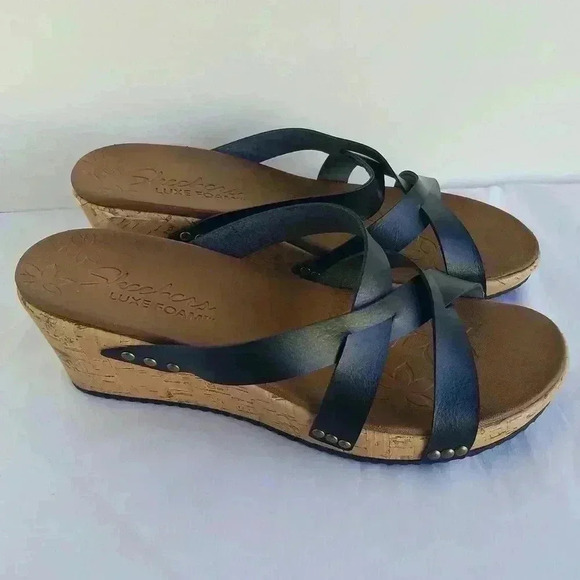 Skechers LUXE Foam sandal - Picture 1 of 10